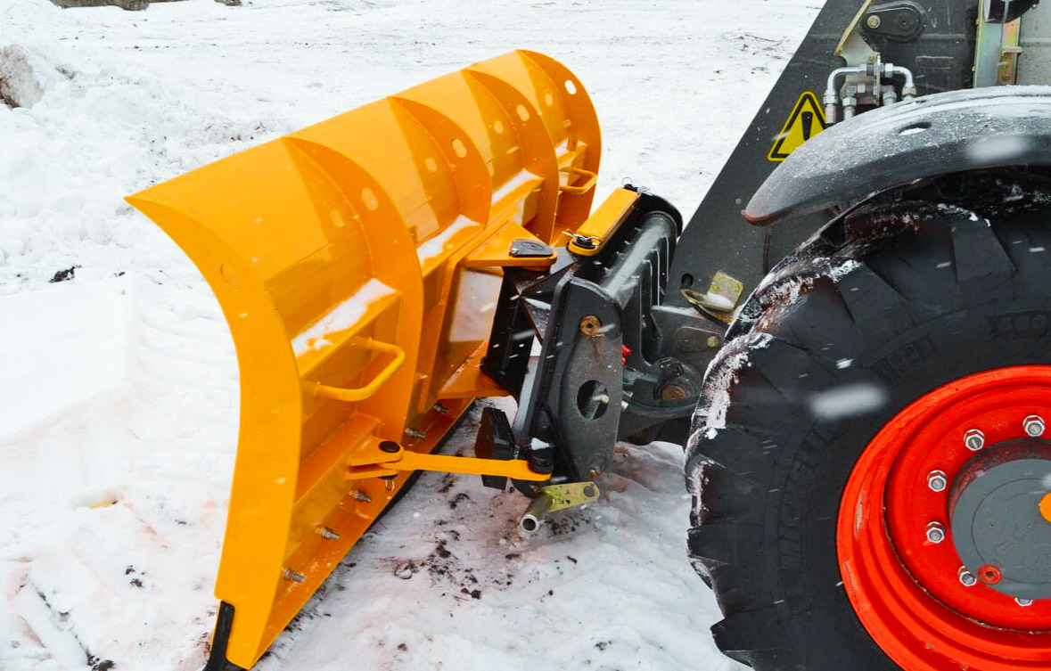 pług do ładowarek 2