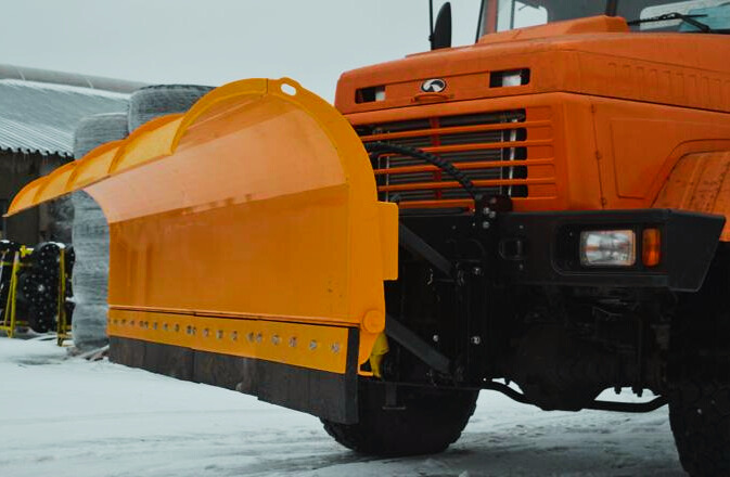pług do śniegu do ciężarówek 1